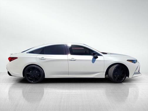 2019 Toyota Avalon XSE