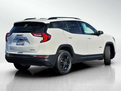 2023 GMC Terrain AWD AT4