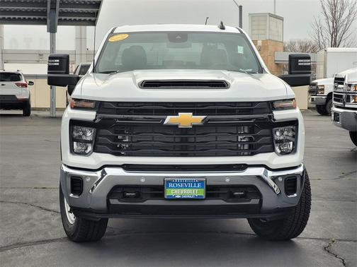 2026 Chevrolet Silverado 3500 WT