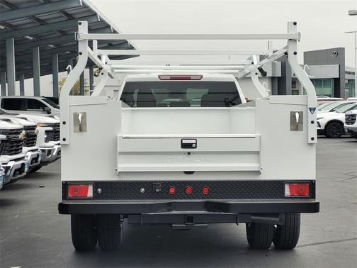 2025 Chevrolet Silverado 3500 WT