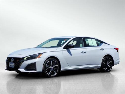 2024 Nissan Altima SR FWD
