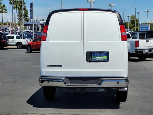 2025 Chevrolet Express 2500 RWD 2500 Regular Wheelbase WT