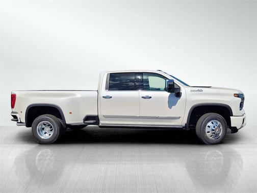 2025 Chevrolet Silverado 3500 High Country