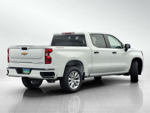 2026 Chevrolet Silverado 1500 Custom