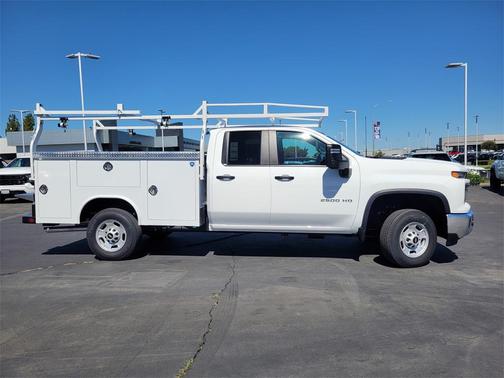 2024 Chevrolet Silverado 2500 WT