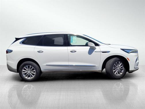 2022 Buick Enclave FWD Essence