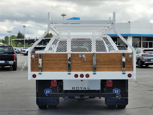 2025 Chevrolet Silverado 3500 WT