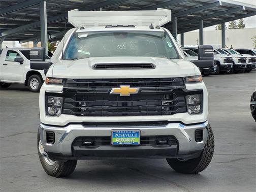 2025 Chevrolet Silverado 3500 WT