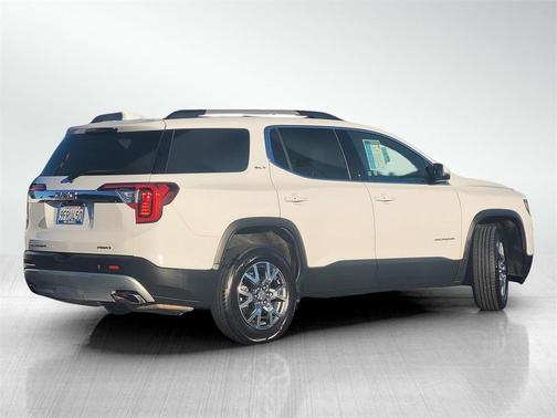 2023 GMC Acadia AWD SLT