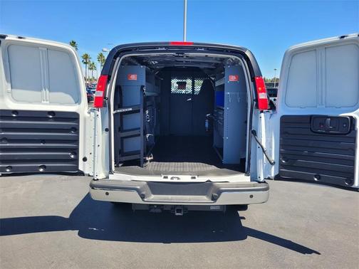 2025 Chevrolet Express 2500 RWD 2500 Regular Wheelbase WT
