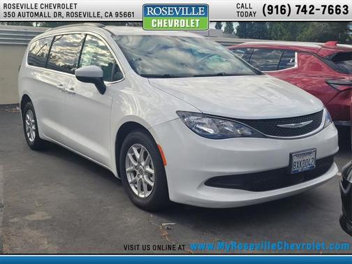 2021 Chrysler Voyager LXI