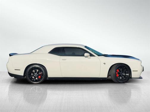 2016 Dodge Challenger SRT Hellcat