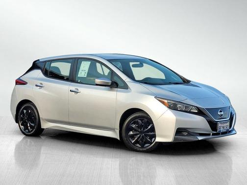 Gray 2018 Nissan Leaf S
