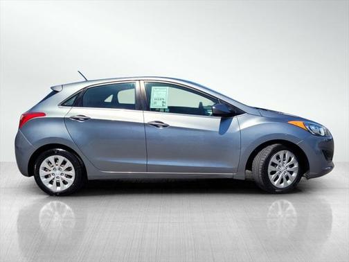 2017 Hyundai Elantra GT Base