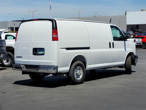 2025 Chevrolet Express 2500 RWD 2500 Regular Wheelbase WT