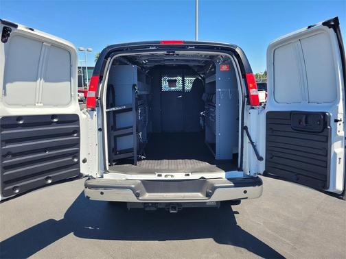 2025 Chevrolet Express 2500 RWD 2500 Regular Wheelbase WT