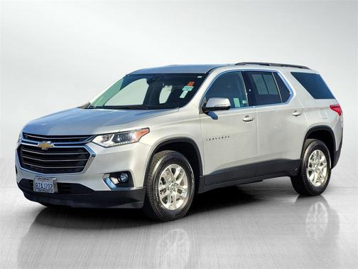 2021 Chevrolet Traverse LT Cloth