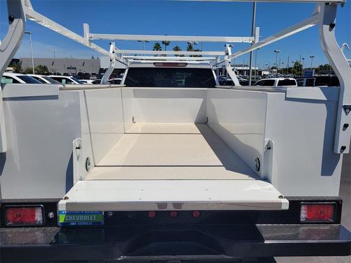 2025 Chevrolet Silverado 3500 WT