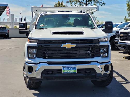 2025 Chevrolet Silverado 3500 WT