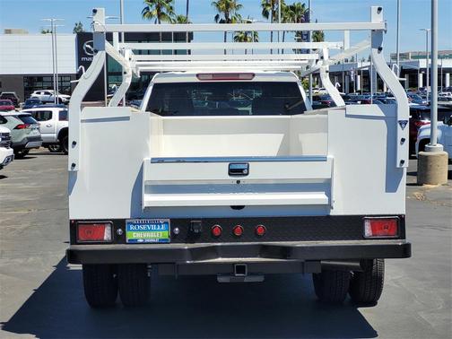 2025 Chevrolet Silverado 3500 WT