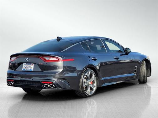 2019 Kia Stinger GT1