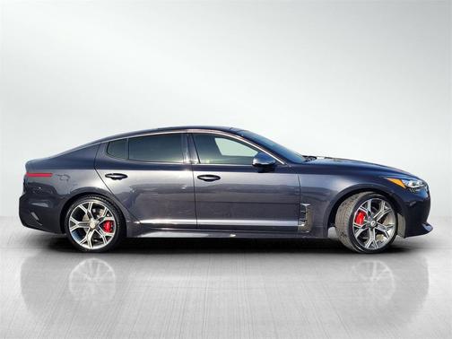 2019 Kia Stinger GT1
