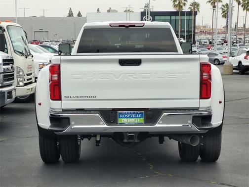 2026 Chevrolet Silverado 3500 WT