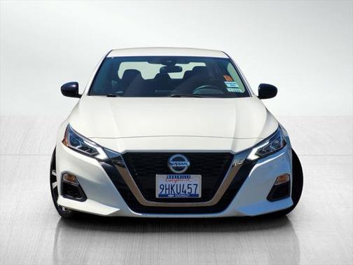 2021 Nissan Altima SR FWD
