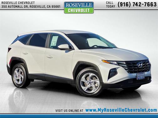 2022 Hyundai TUCSON SE