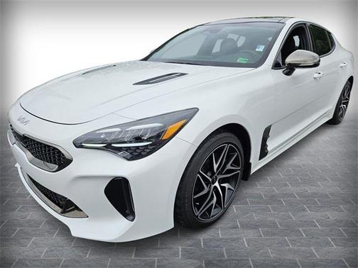 2022 Kia Stinger GT-Line