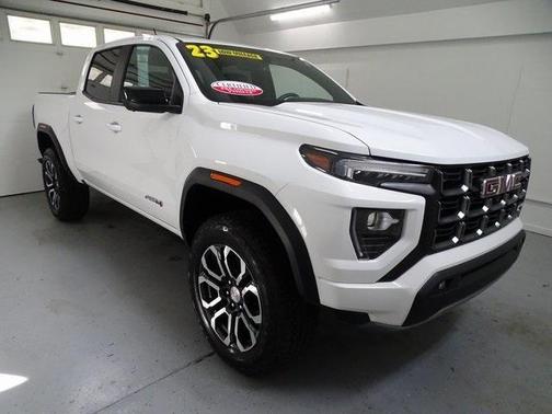 2023 GMC Canyon AT4