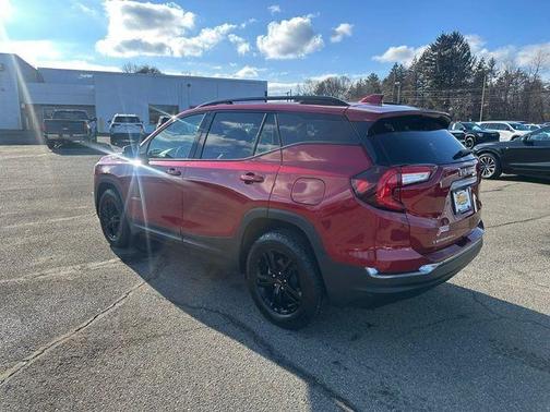 2024 GMC Terrain AT4