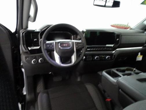 2025 GMC Sierra 2500 SLE