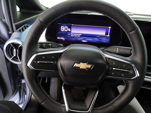 2025 Chevrolet Equinox EV LT 2