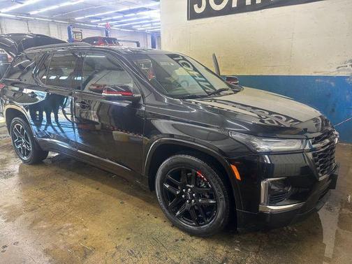 2022 Chevrolet Traverse Premier