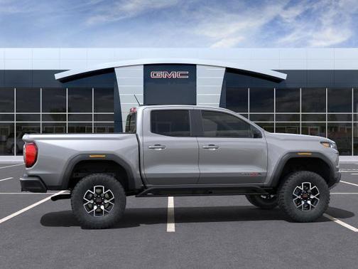 2025 GMC Canyon AT4