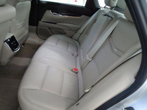 2016 Cadillac XTS Luxury Collection