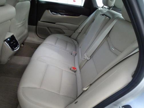 2016 Cadillac XTS Luxury Collection