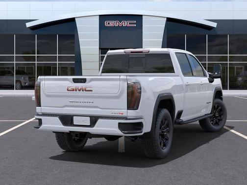 2025 GMC Sierra 2500 AT4