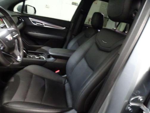 2024 Cadillac XT6 Luxury AWD