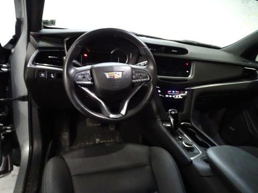 2024 Cadillac XT6 Luxury AWD