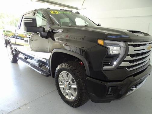 2025 Chevrolet Silverado 2500 High Country