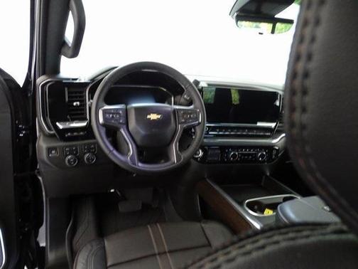 2025 Chevrolet Silverado 2500 High Country
