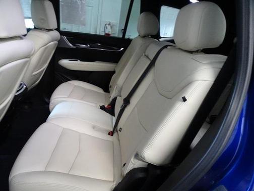 2023 Cadillac XT6 Sport AWD
