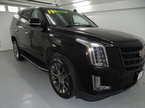 2019 Cadillac Escalade Luxury