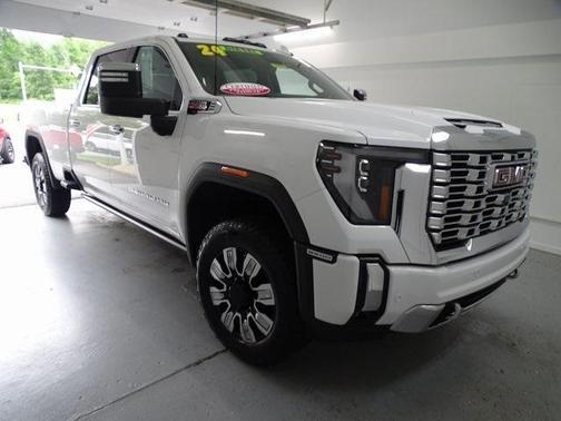 2024 GMC Sierra 3500 Denali