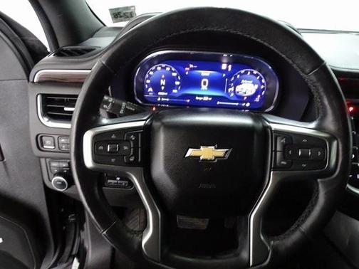 2022 Chevrolet Suburban LT