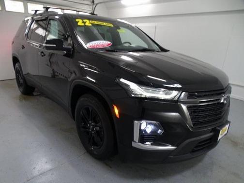 2022 Chevrolet Traverse LT Cloth