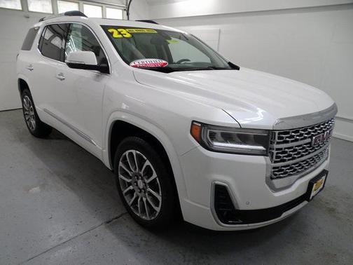 2023 GMC Acadia Denali