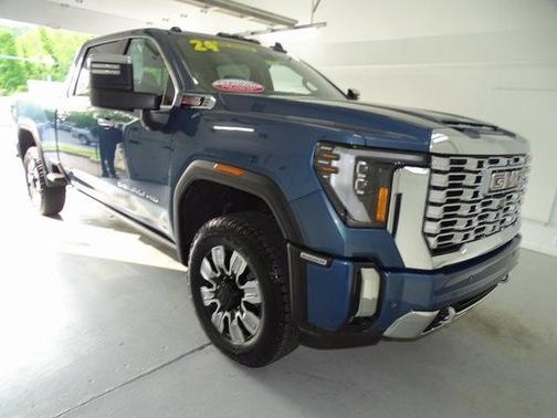 2024 GMC Sierra 2500 Denali